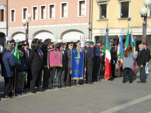 Alzabandiera 2014-13